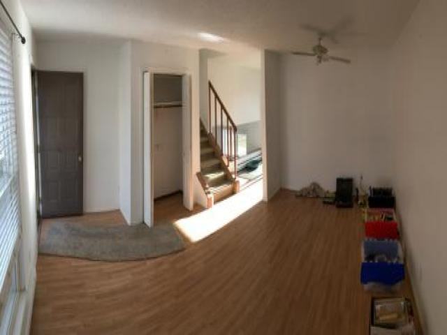 1091 Lilac Cir - Photo 3 of 6