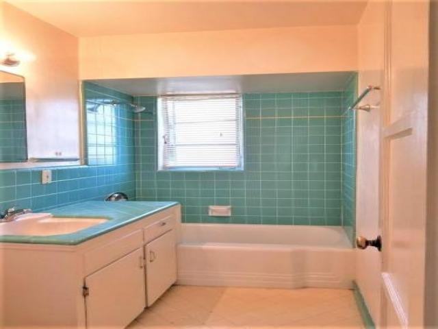 5101 Marlborough Dr - Photo 2 of 6