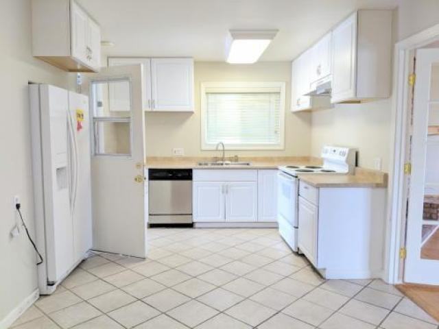 3625 Norfolk Rd - Photo 2 of 6