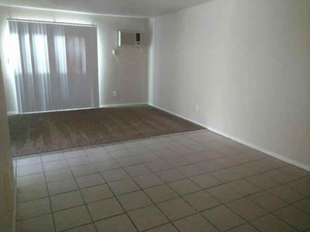 819 N Loara St - Photo 2 of 6