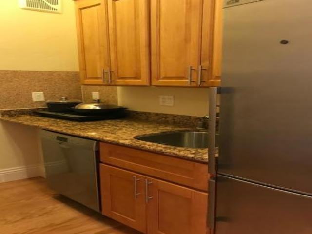 6220 Fairlane Dr - Photo 2 of 6