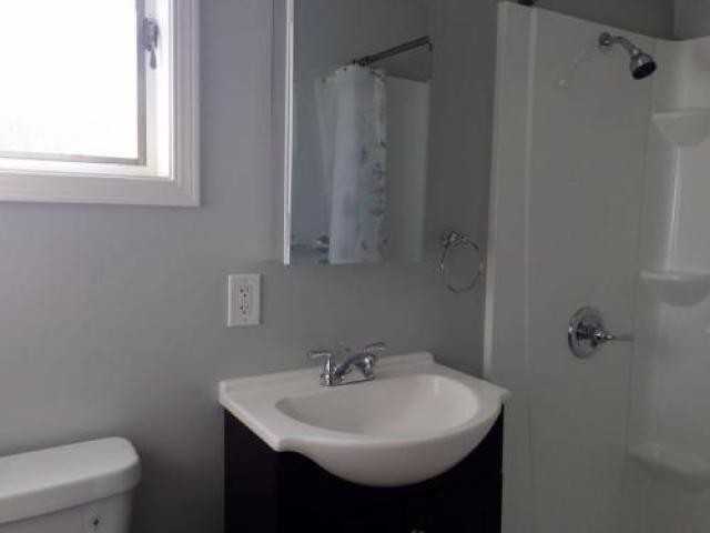 252 Kains Ave - Photo 3 of 5