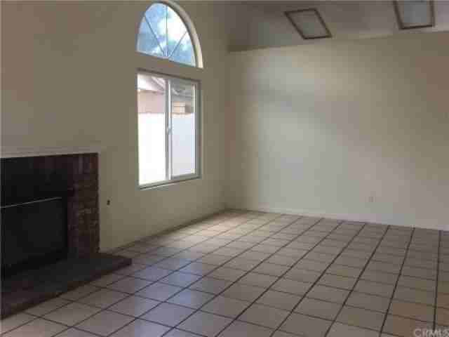 4831 Jadestone St - Photo 3 of 6