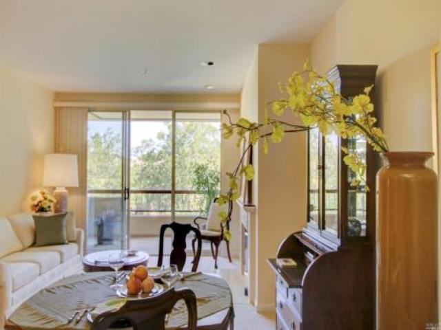 100 Deer Valley Rd - Photo 2 of 6