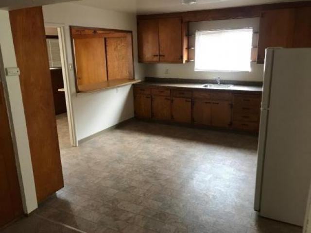 19150 Hesperian Blvd - Photo 2 of 6