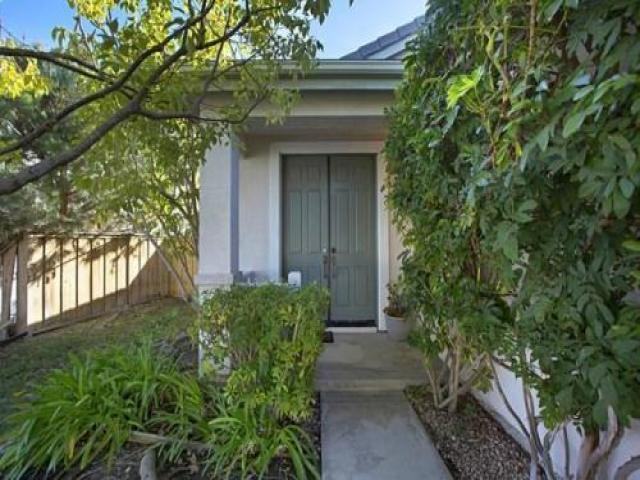 11115 Whispering Heights Ln - Photo 2 of 6