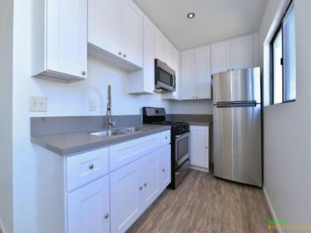 2311 National Ave - Photo 2 of 6