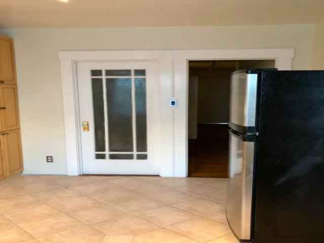 1946 Lombard St - Photo 3 of 6