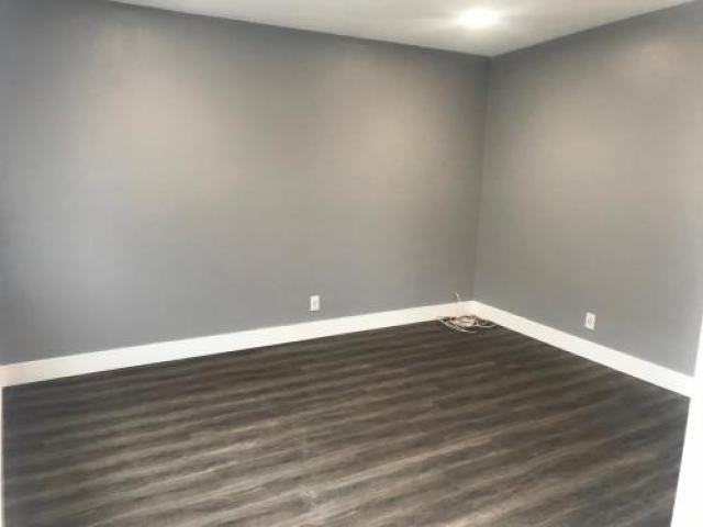 16507 23rd St - Photo 3 of 5