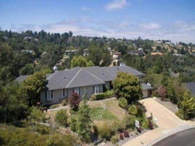 736 Jacaranda Cir - Photo 3 of 6