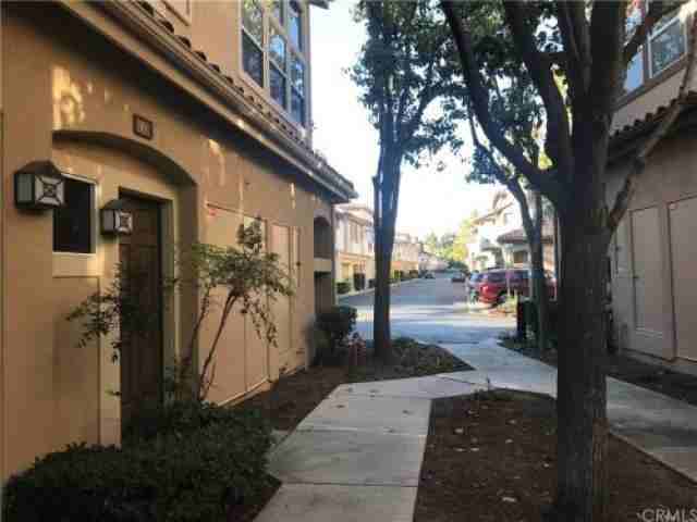 10 Via Madera - Photo 2 of 6