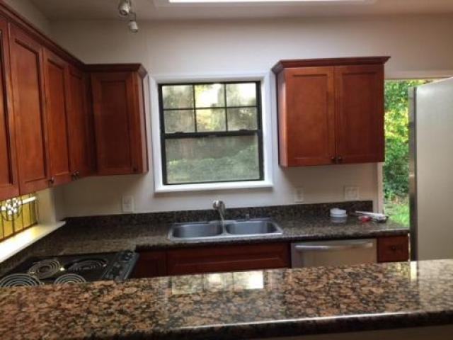 164 Almonte Blvd - Photo 3 of 6