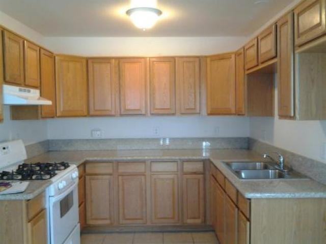 13757 Greenwood Pl - Photo 3 of 6