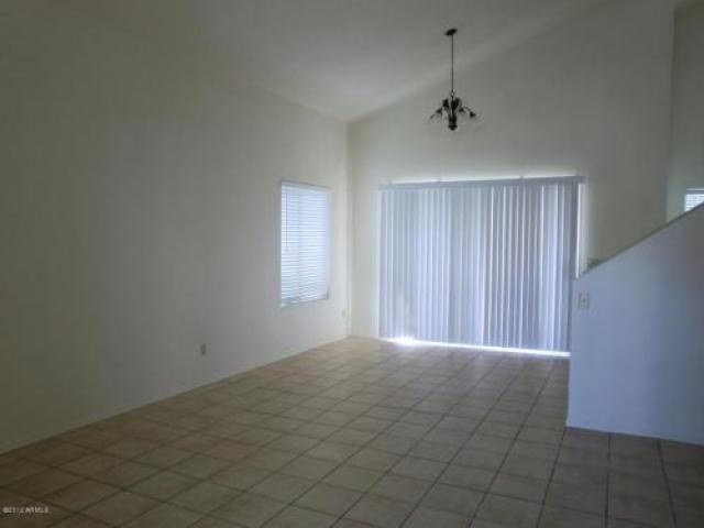 1207 E Liberty Shores Dr - Photo 2 of 6