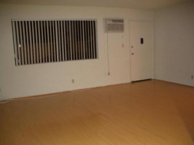 3718 Howard Ave - Photo 2 of 6
