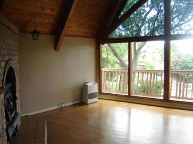 220 Humbug Rd - Photo 2 of 6