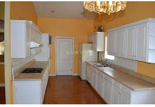 3868 Moongate Cir - Photo 2 of 6