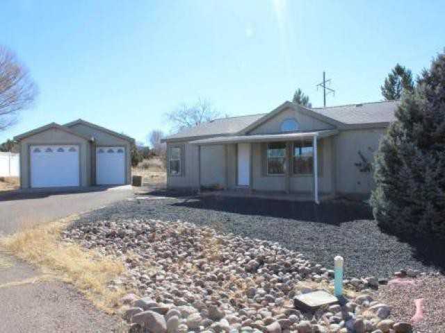 3077 W Park Plaza Dr - Photo 2 of 6