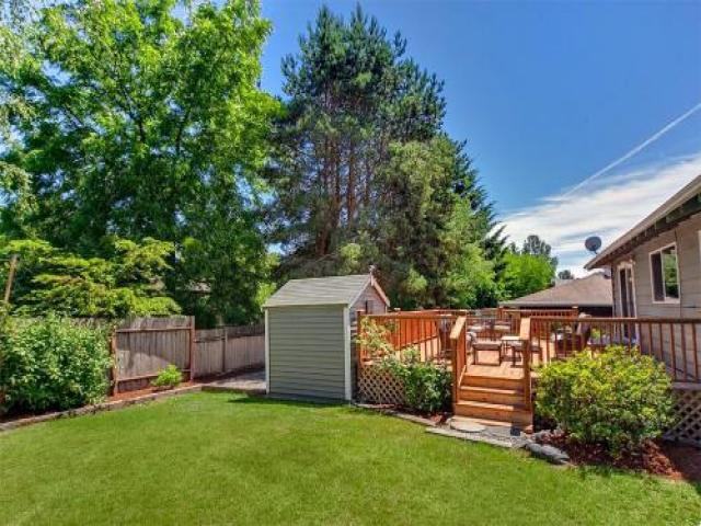 15028 110th Ave NE - Photo 2 of 6