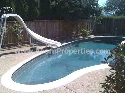 3174 Fowler Rd - Photo 3 of 7