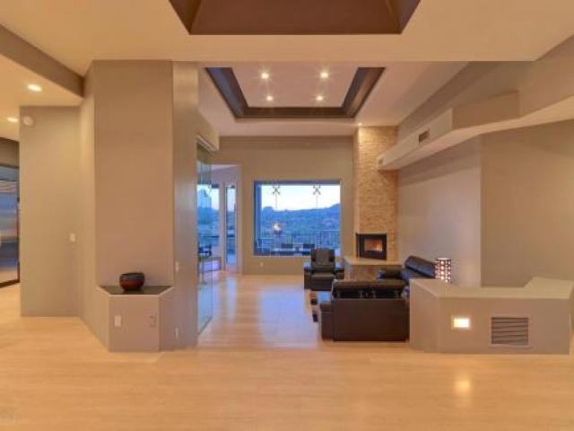 37221 N Holiday Ln - Photo 3 of 6