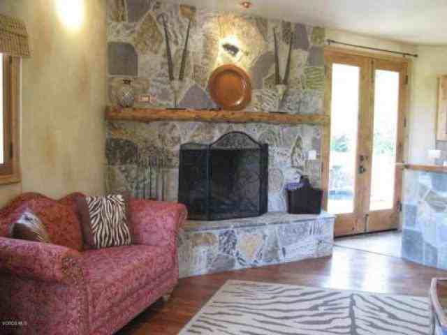 1113 Serenidad Pl - Photo 2 of 6