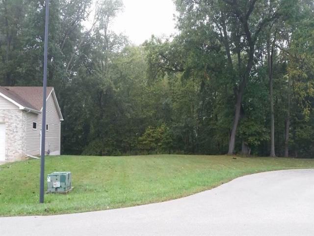 2074 Oakwood Dr - Photo 2 of 7