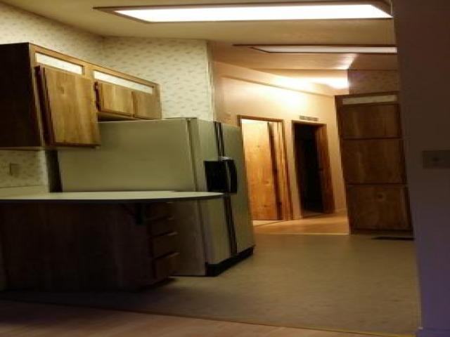 305 Burnham Rd - Photo 3 of 5