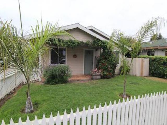 1219 Cacique Street - Photo 2 of 6