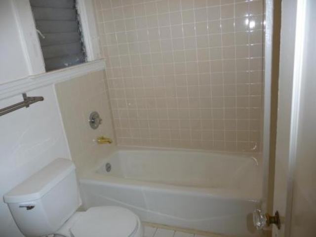 1165 Clay St - Photo 3 of 12
