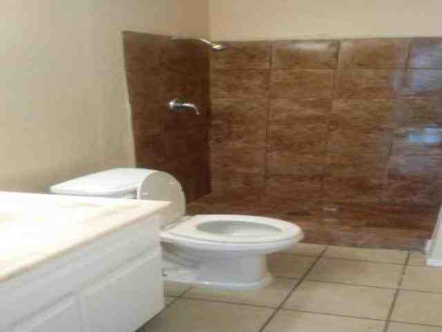 1022 S Howard St - Photo 3 of 3