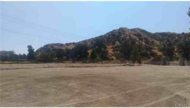 35982 Singleton Rd - Photo 3 of 6