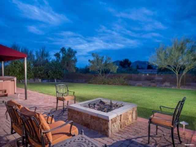 9501 N 46th Pl - Photo 3 of 6