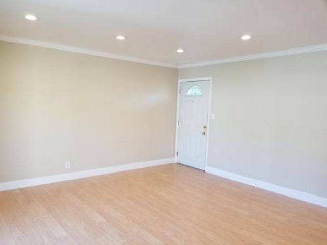 5002 Webster St - Photo 2 of 6