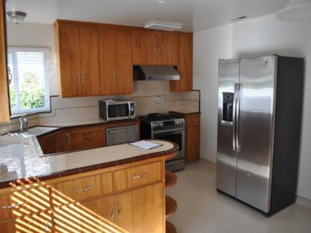 21920 Hermosa Ave - Photo 3 of 6