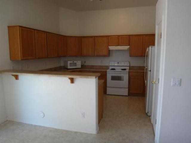 13157 W Clarendon Ave - Photo 2 of 6