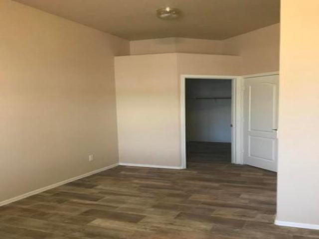 19144 N 116th Ln - Photo 3 of 6