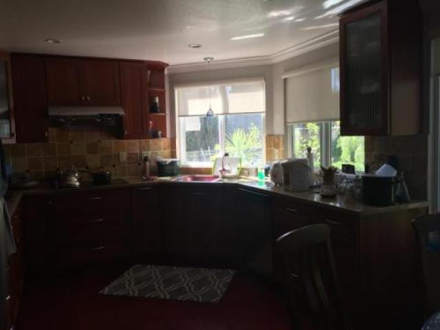 1018 Avalon Ave - Photo 3 of 6