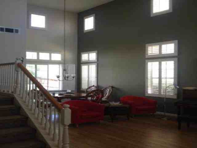 12474 Whitby Dr - Photo 2 of 6