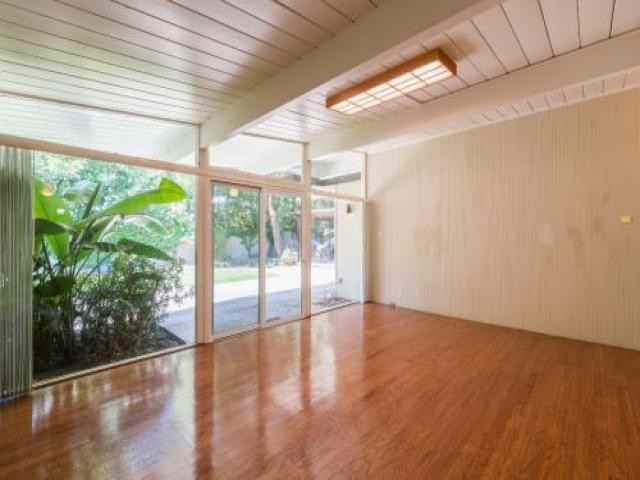 3908 Grove Ave - Photo 3 of 6