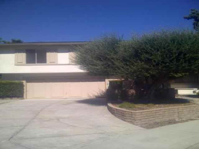 497 Barron Park Ct - Photo 3 of 5