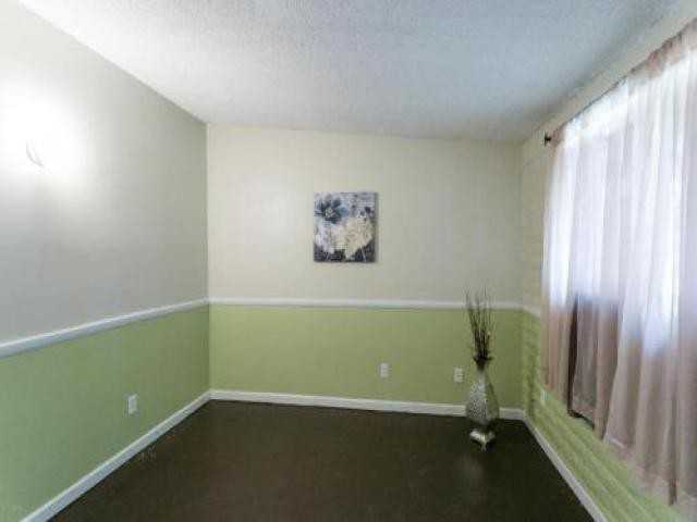 2237 E Beverly Dr - Photo 2 of 6