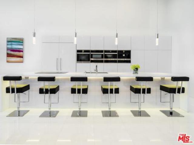 80 Saddlebow Rd - Photo 3 of 6