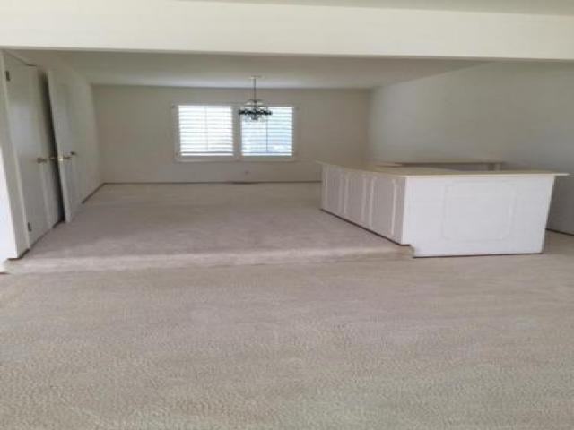 1045 Flying Fish St - Photo 3 of 6