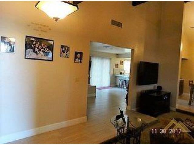 2905 Judd Ct - Photo 3 of 4