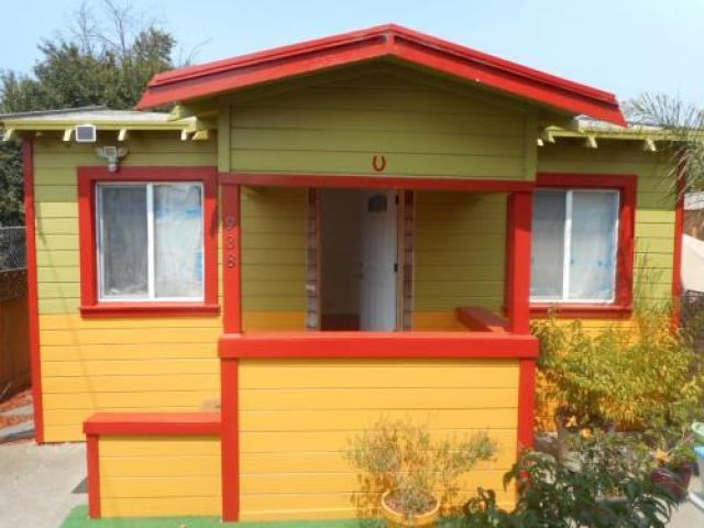 938 63rd St - Photo 2 of 6