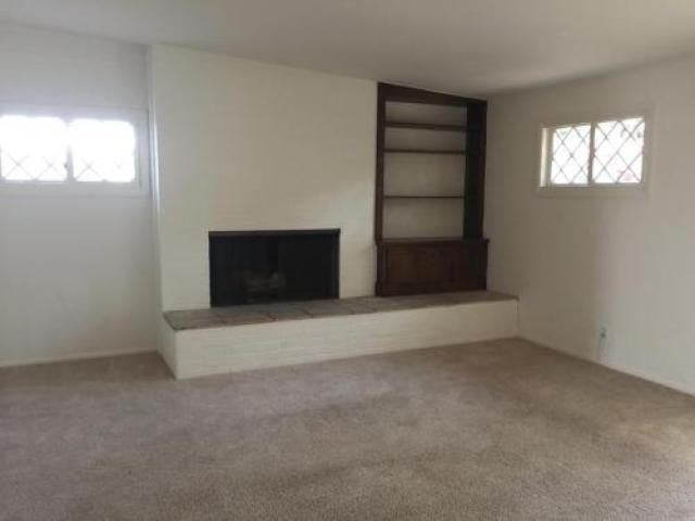 15608 Gerkin Ave - Photo 3 of 6