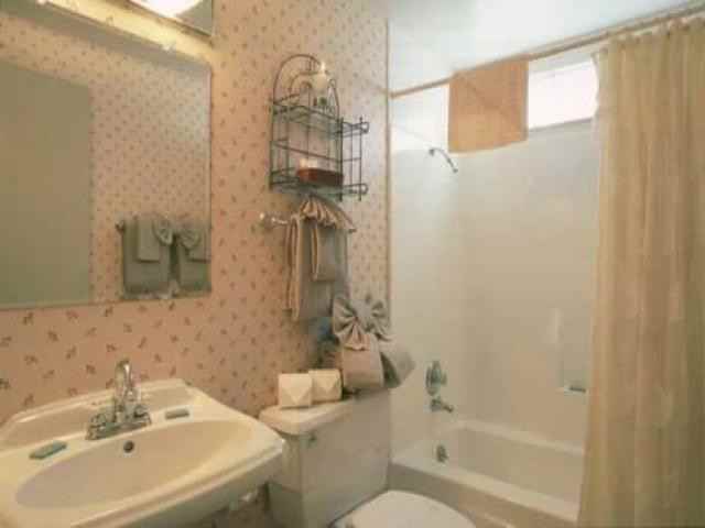 942 Garen St - Photo 2 of 6