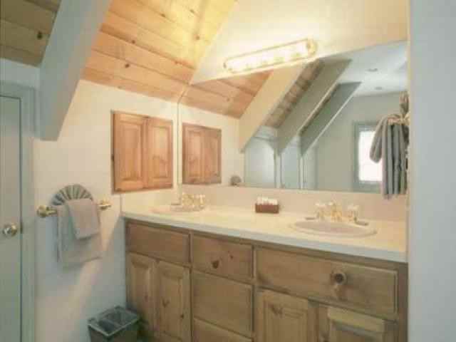 942 Garen St - Photo 3 of 6