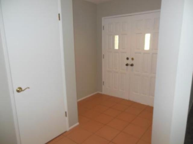 7276 Greylock Ave - Photo 2 of 6